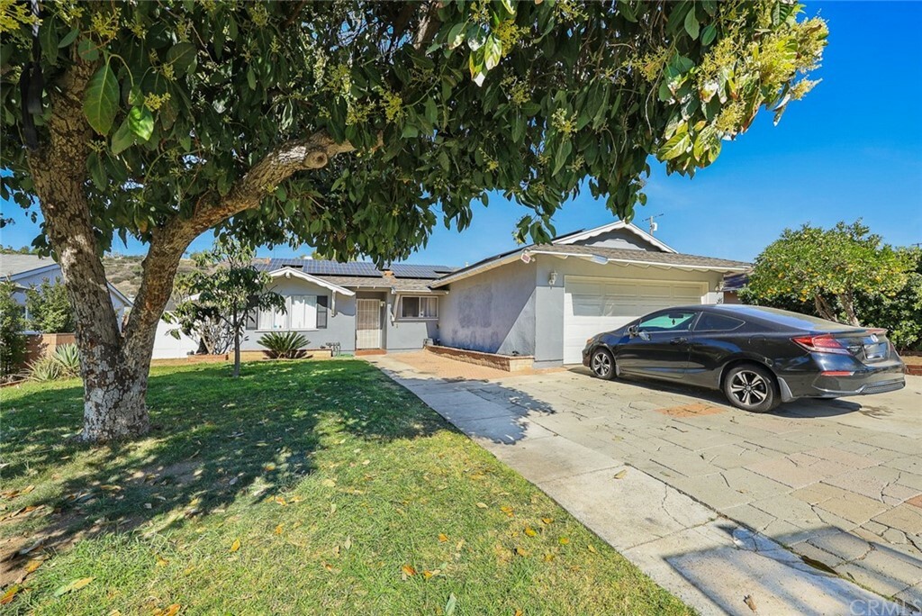 Property Photo:  1129 E Dover Street  CA 91740 