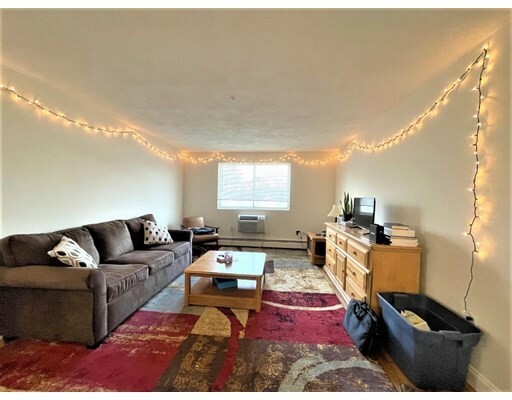 Property Photo: 6 McLean Pl 10 MA 02140