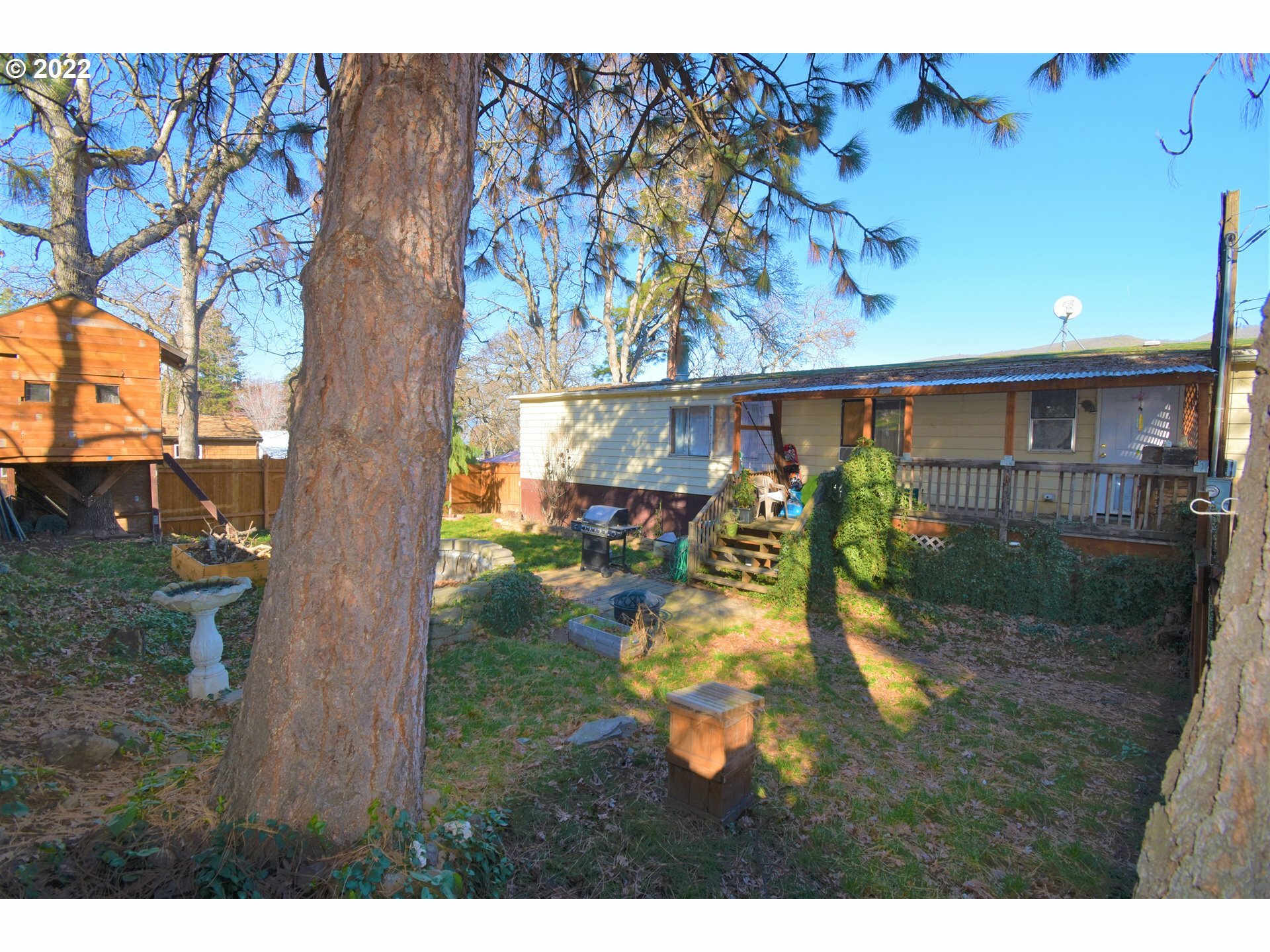 Property Photo:  5684 Hwy 30W  OR 97058 