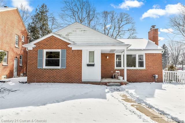 Property Photo:  4419 Beverly Court  MI 48073 