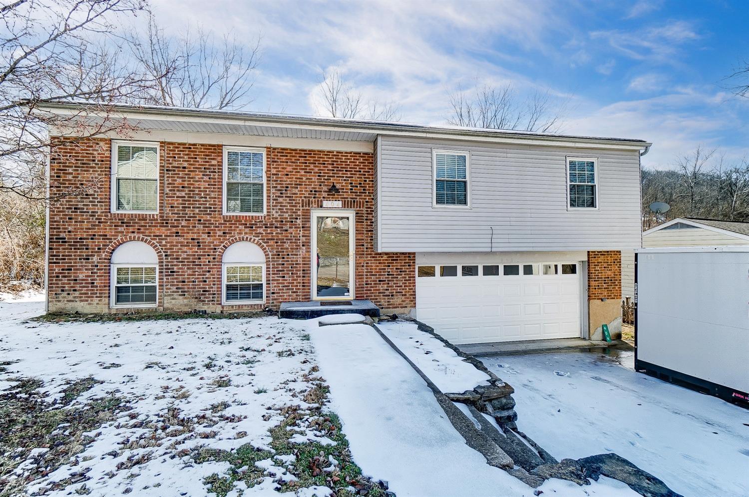 Property Photo: 404 Westgate Dr OH 45002