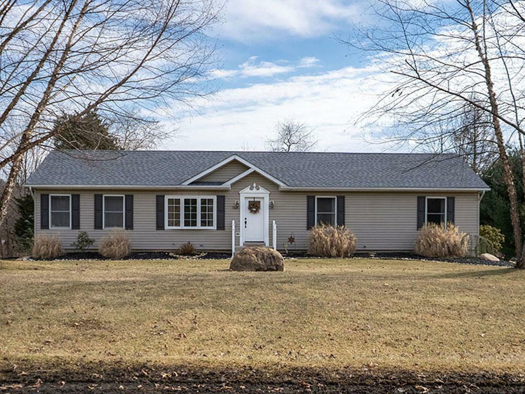 Property Photo:  918 Renaldi Road  PA 18091 