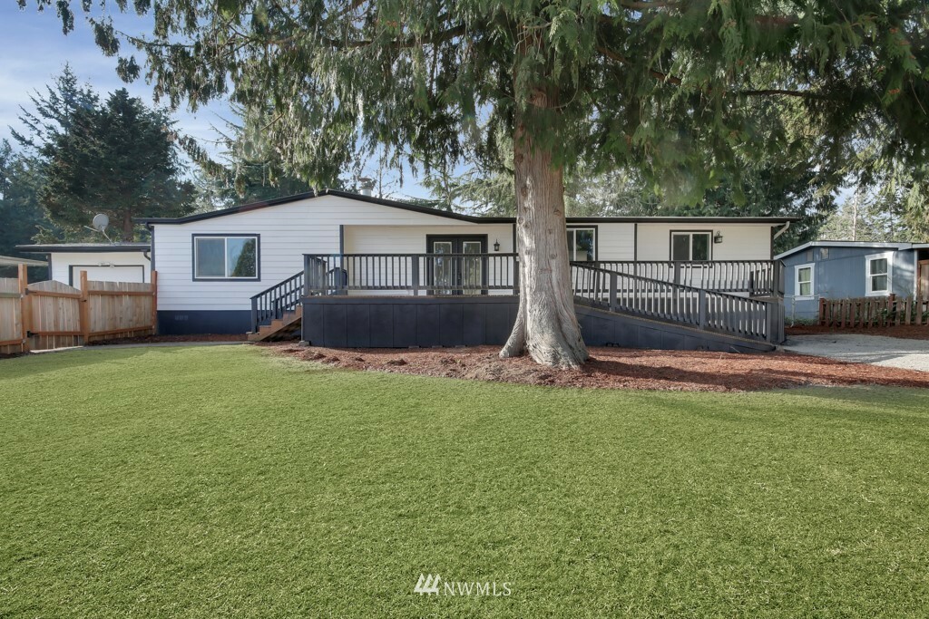 Property Photo: 13006 210th Avenue Ct E WA 98391