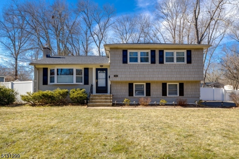 Property Photo:  58 Oxbow Dr  NJ 07974 