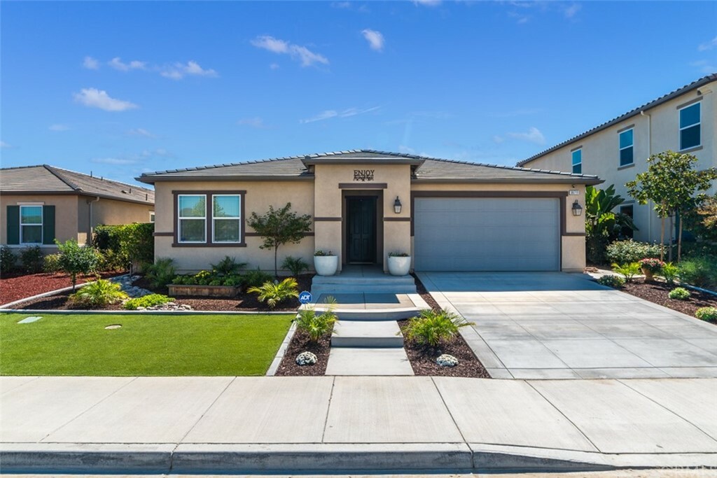 Property Photo:  30711 Silky Lupine Drive  CA 92563 