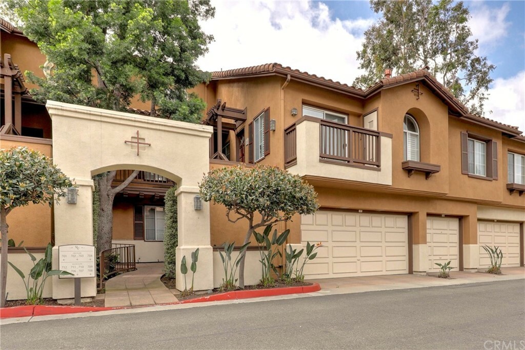 Property Photo: 2960 Champion Way 710 CA 92782