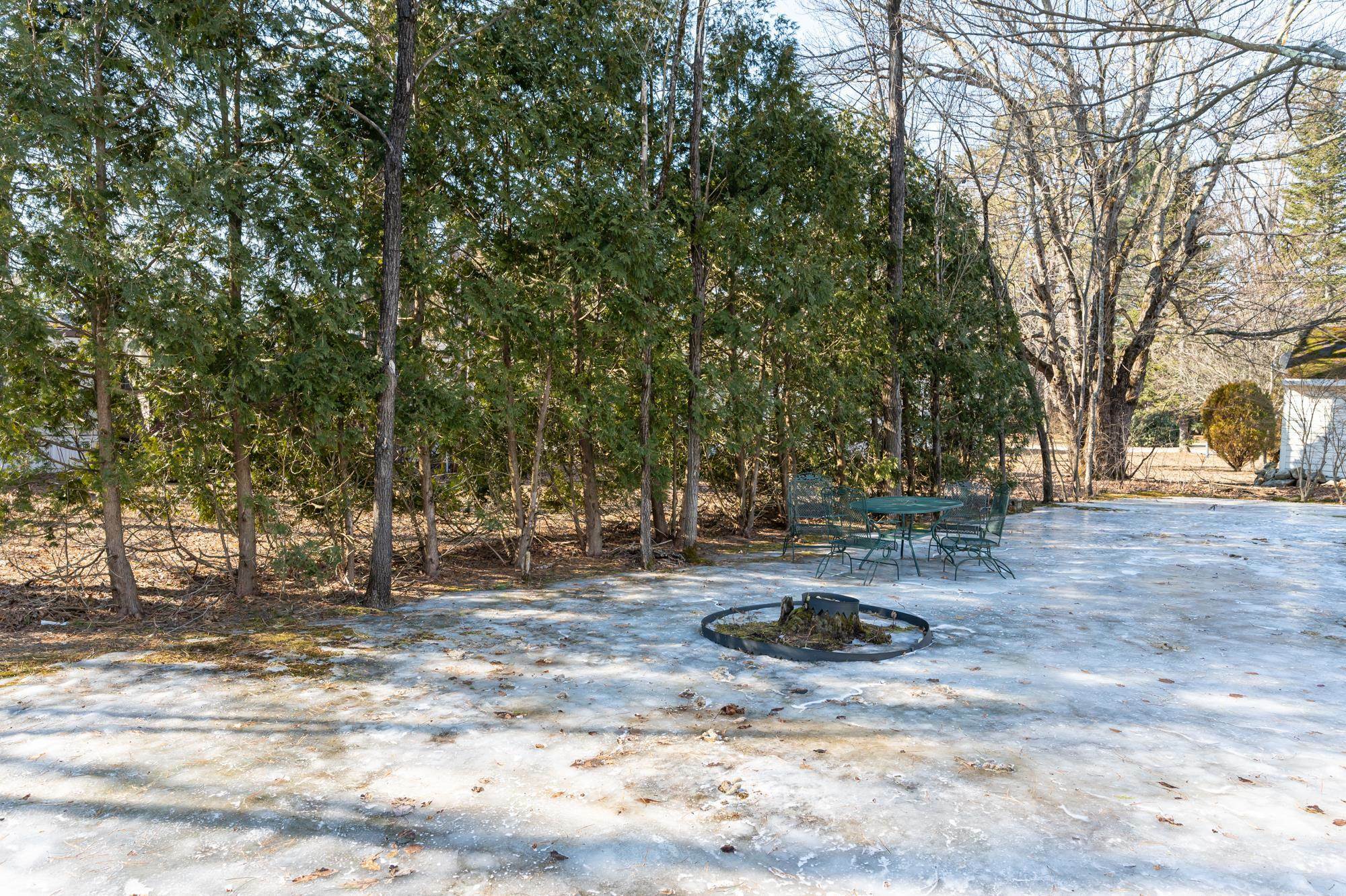 Property Photo:  464 Boston Post Road 31  NH 03031 