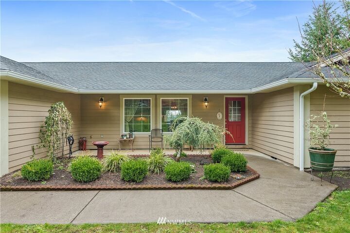 Property Photo: 143 Rosewood Drive WA 98532