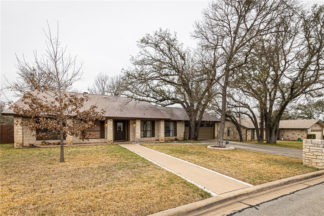 Property Photo:  503 San Gabriel Overlook W  TX 78628 