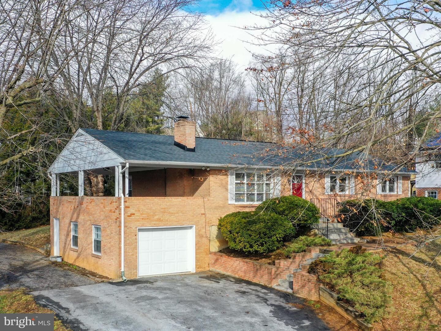 Property Photo:  301 George Street  VA 22601 