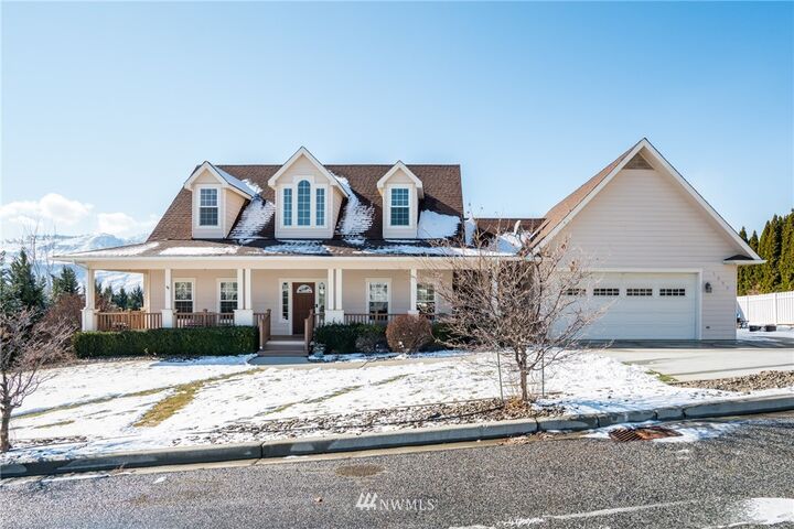 1055 Ridge Crest Drive  Wenatchee WA 98801 photo