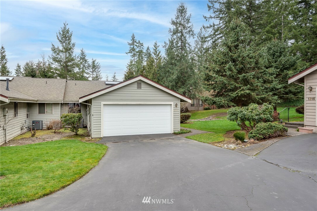 Property Photo:  1318 Boise Street  WA 98466 