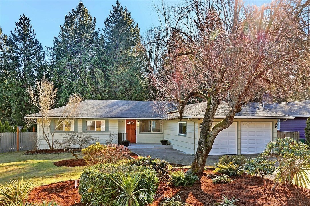 Property Photo:  10603 NE 137th Place  WA 98034 