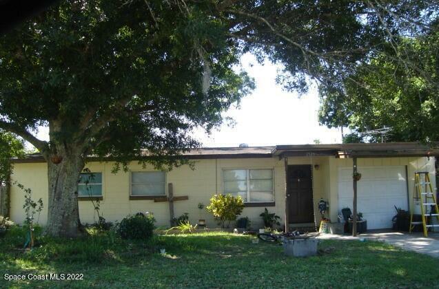 Property Photo:  2521 Stratford Drive  FL 32926 