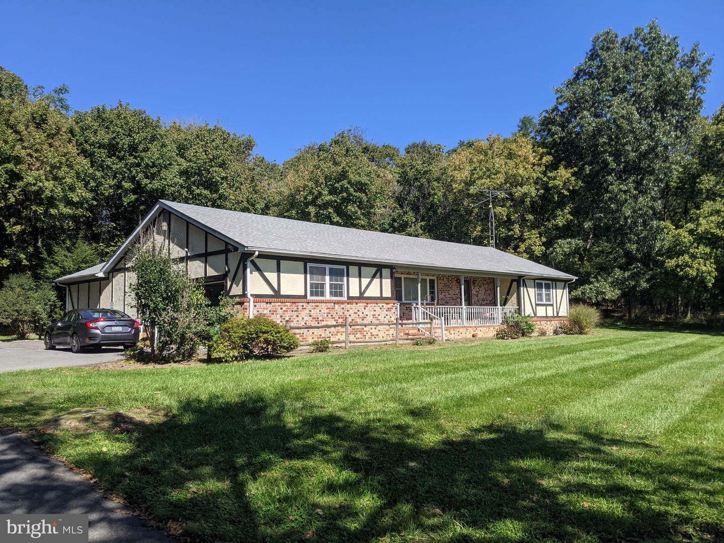 Property Photo:  1741 Saint Andrews Drive  WV 25427 