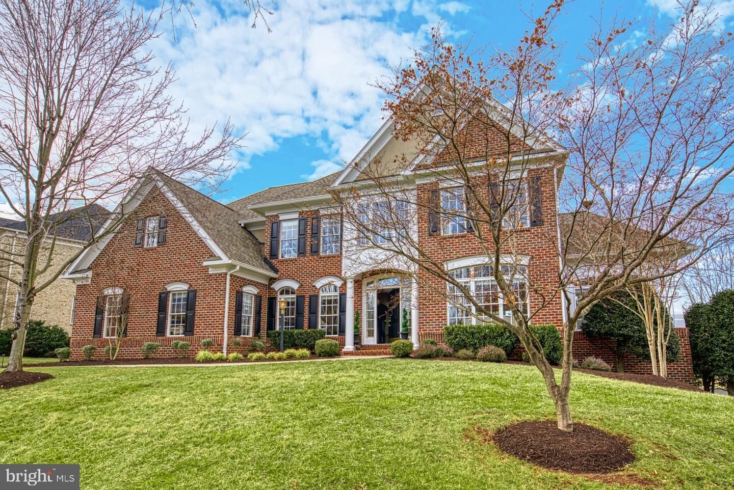 Property Photo: 18541 Sandpiper Place VA 20176