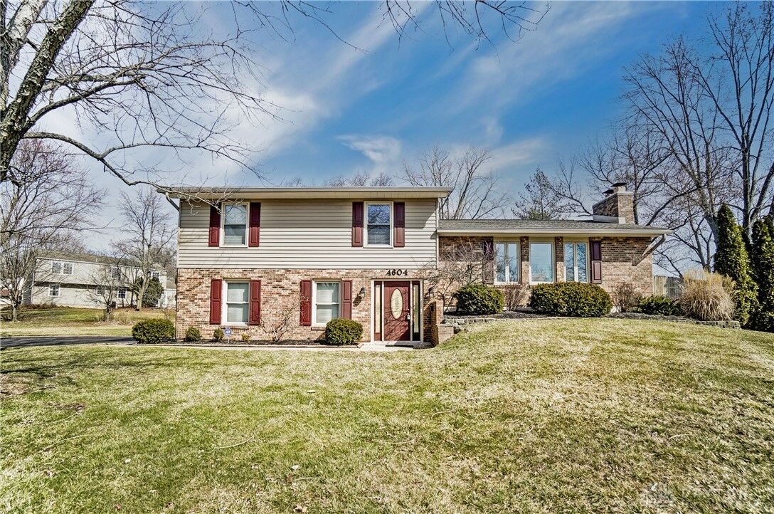 Property Photo: 4604 Silver Oak Street OH 45424
