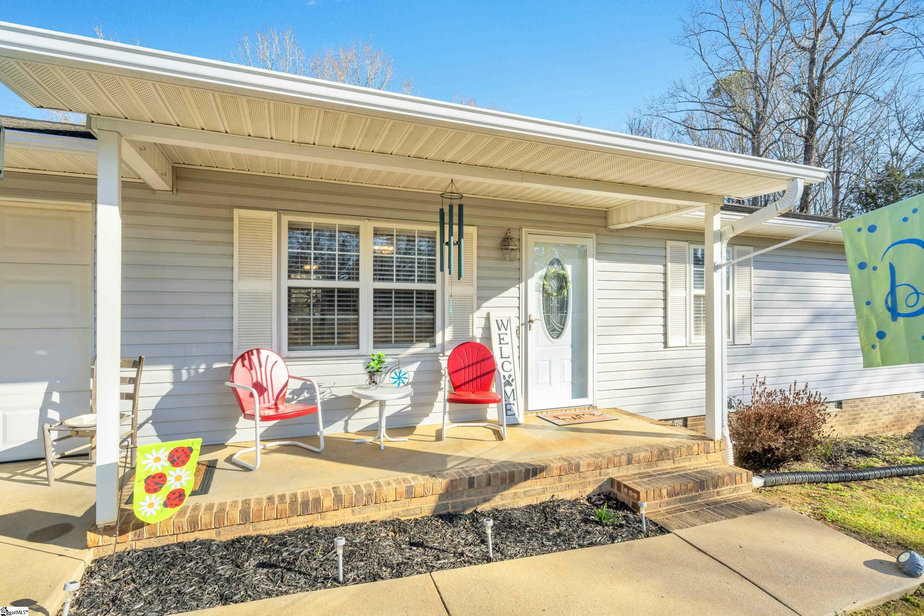Property Photo: 116 Mud Bridge Road SC 29321