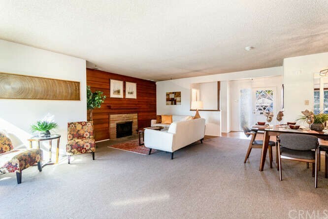 Property Photo: 3037 Knoxville CA 90808