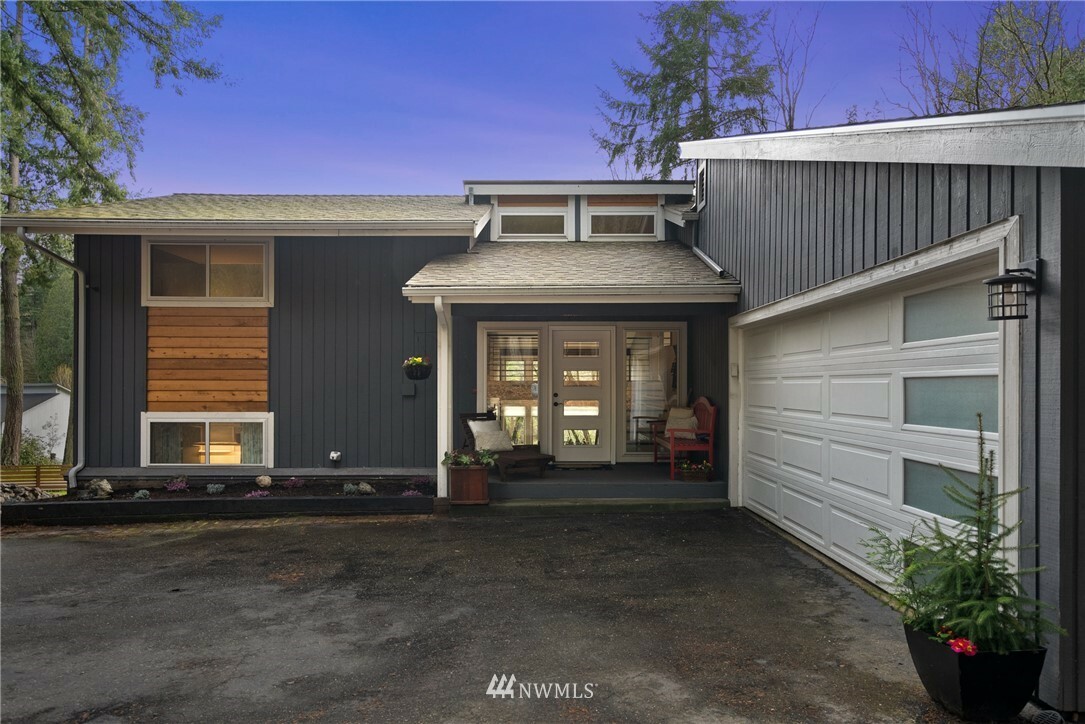 Property Photo:  4711 52nd Street Ct NW  WA 98335 