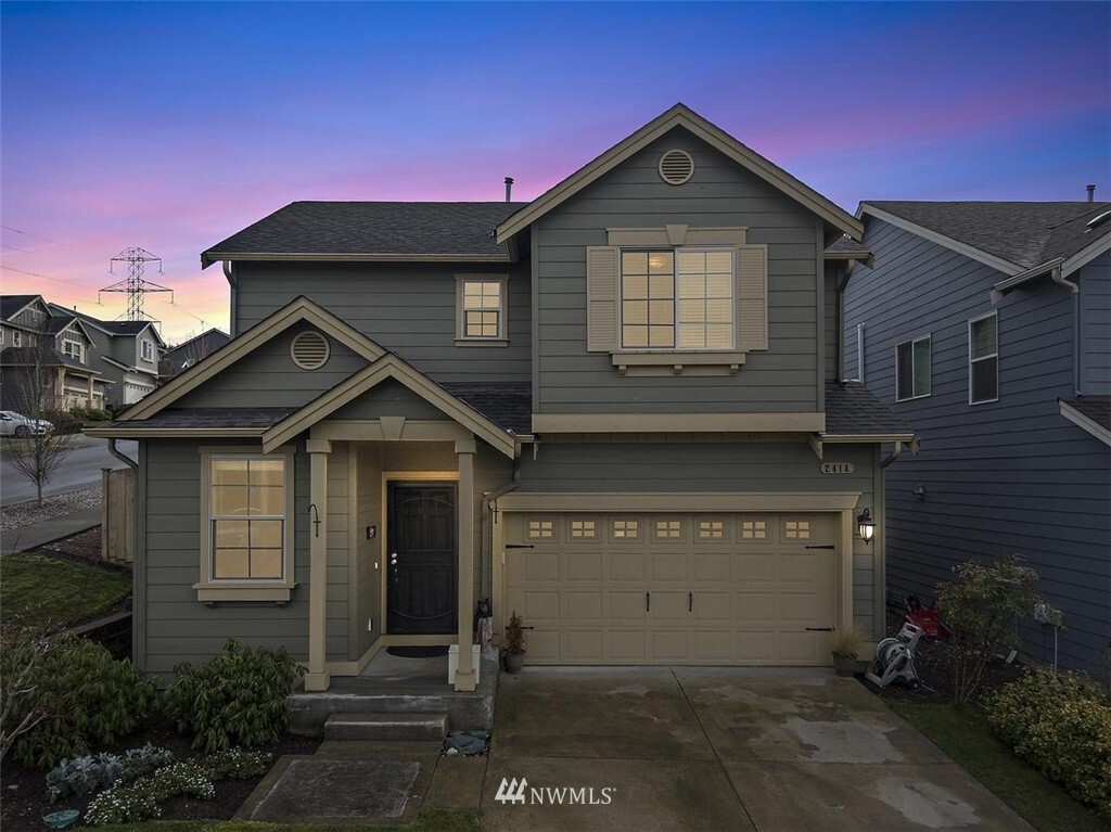 Property Photo: 2414 55th Street SE WA 98092
