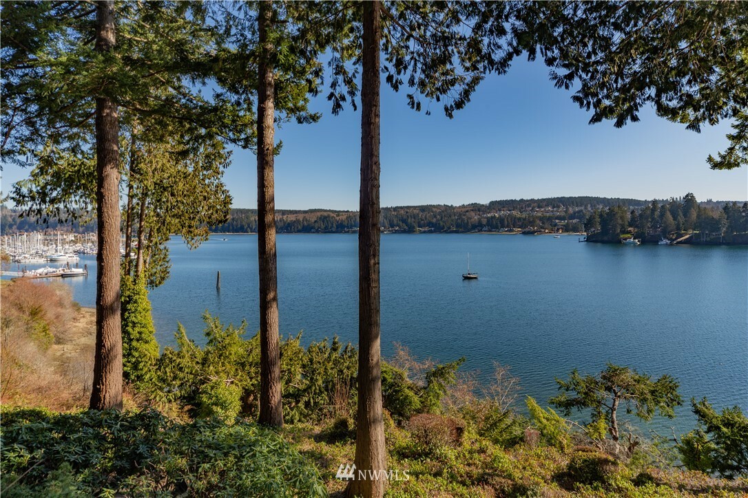 Property Photo:  111 North Bay Lane 4  WA 98365 