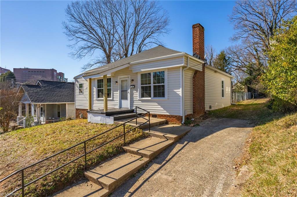 Property Photo:  1519 Jarvis Street  NC 27101 