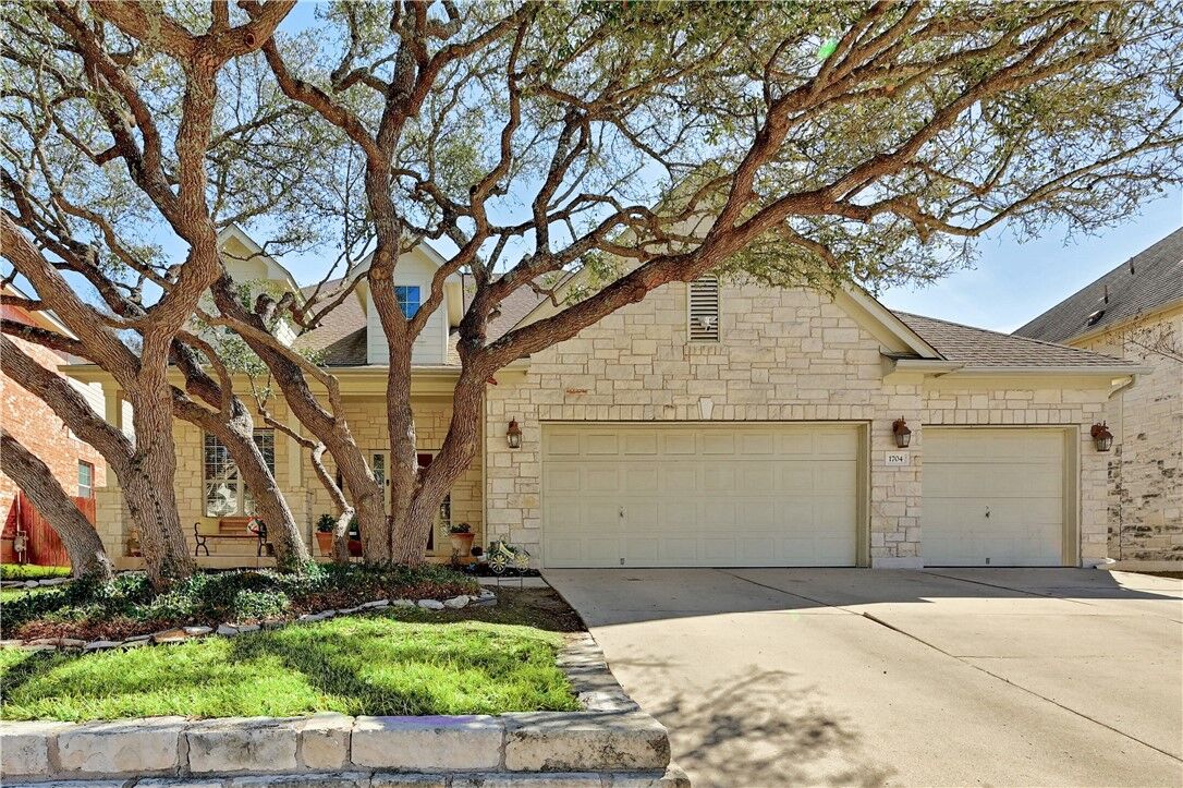 Property Photo: 1704 Paseo Corto Drive TX 78613