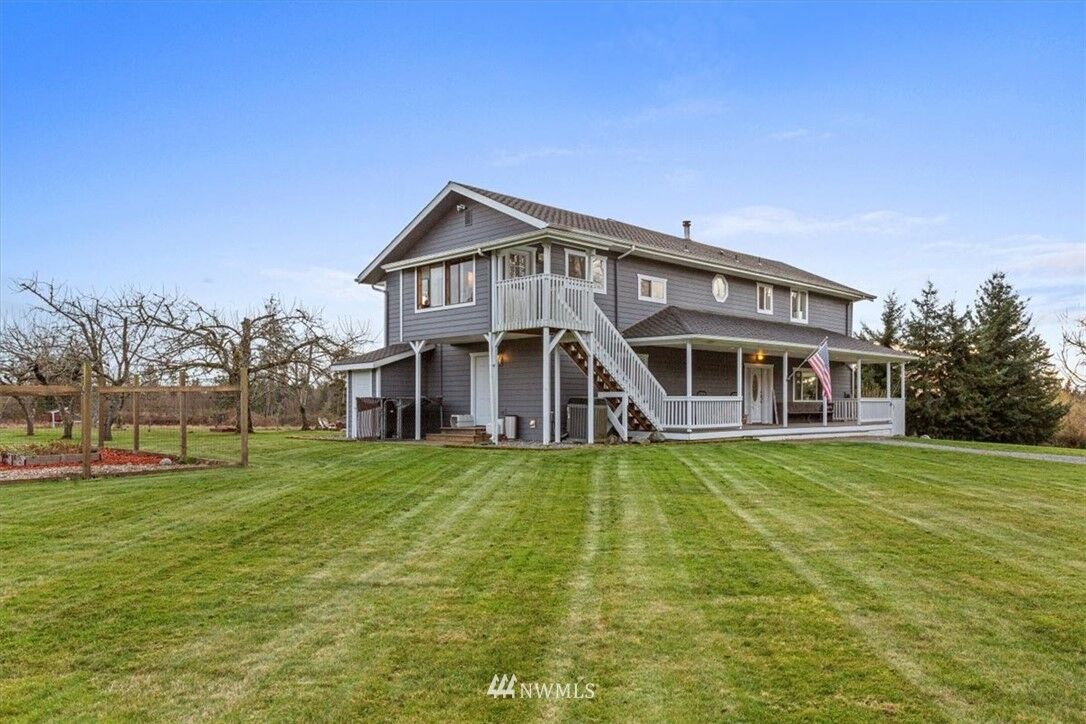 Property Photo:  19629  Cygnus Lane  WA 98273 