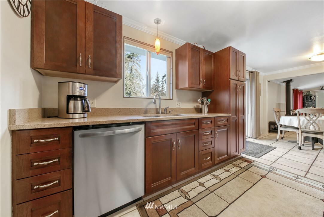 Property Photo: 17931 North Road WA 98012