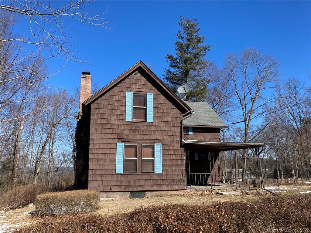 Property Photo: 17 Pillsbury Hill CT 06066