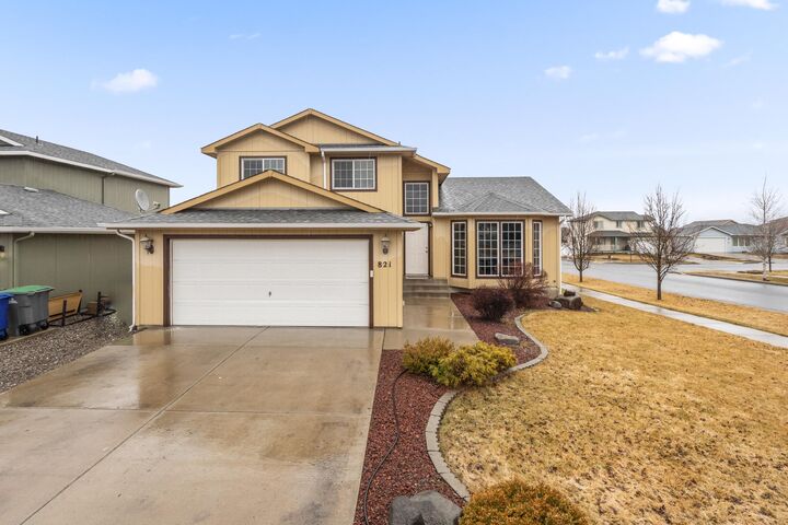 821 S Salish Ct  Spokane WA 99224 photo