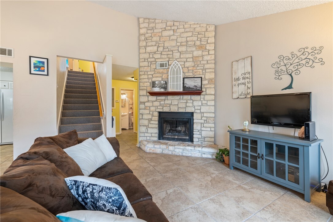 Property Photo:  19 Deerfield Drive 7  TX 78676 