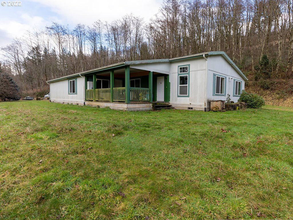 Property Photo: 1711 Canyon Creek Rd WA 98671