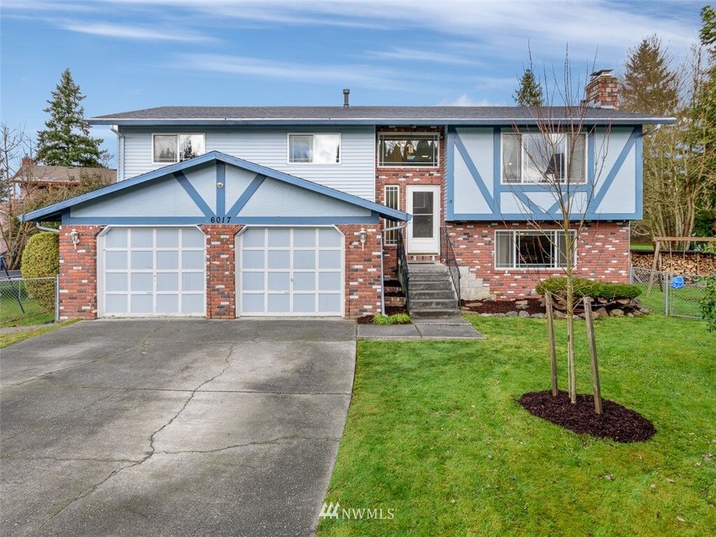 Property Photo:  6017 97th Street NE  WA 98270 