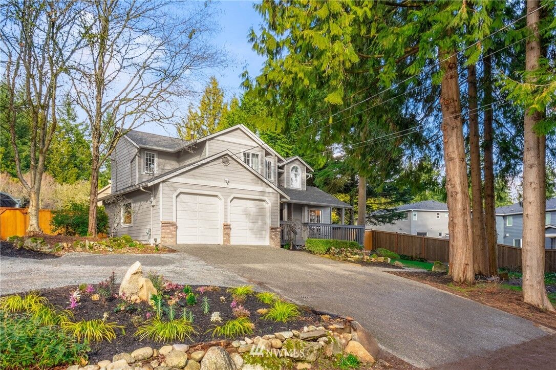 Property Photo:  23821 Meridian Avenue S  WA 98021 