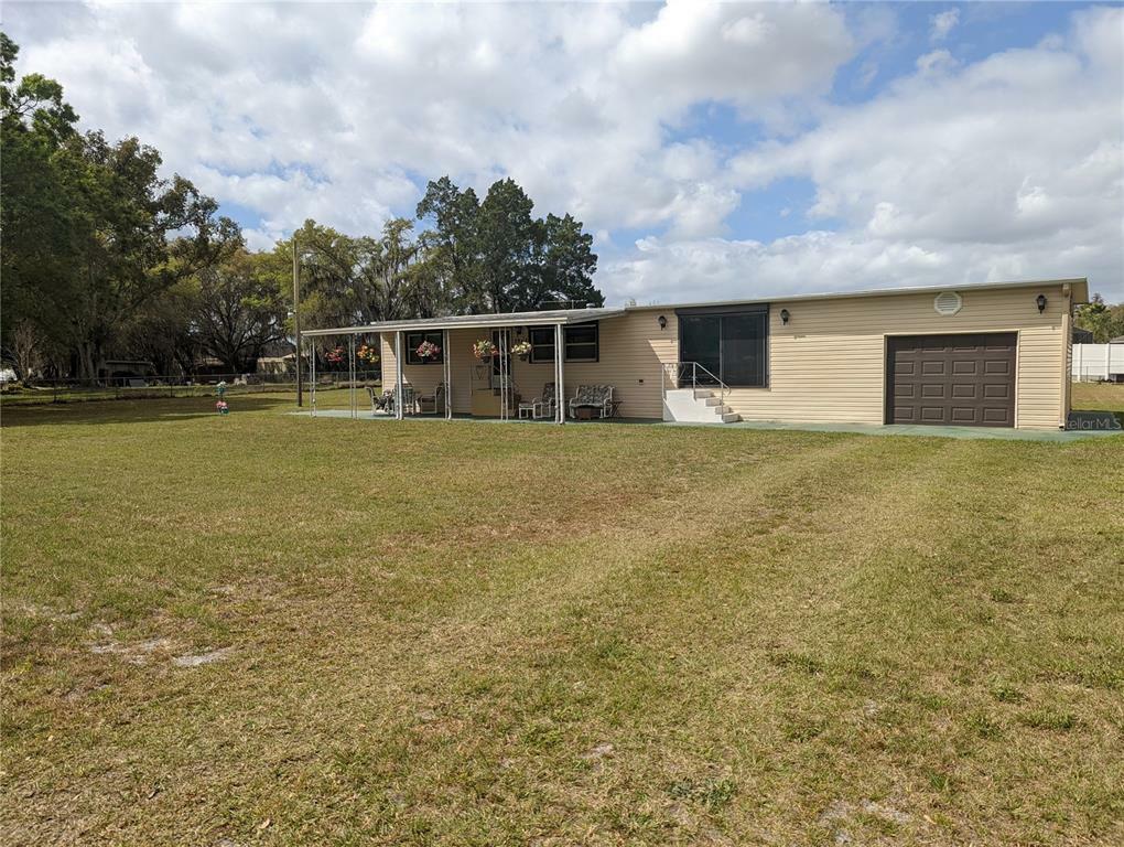 Property Photo:  3947 Loury Drive  FL 33543 