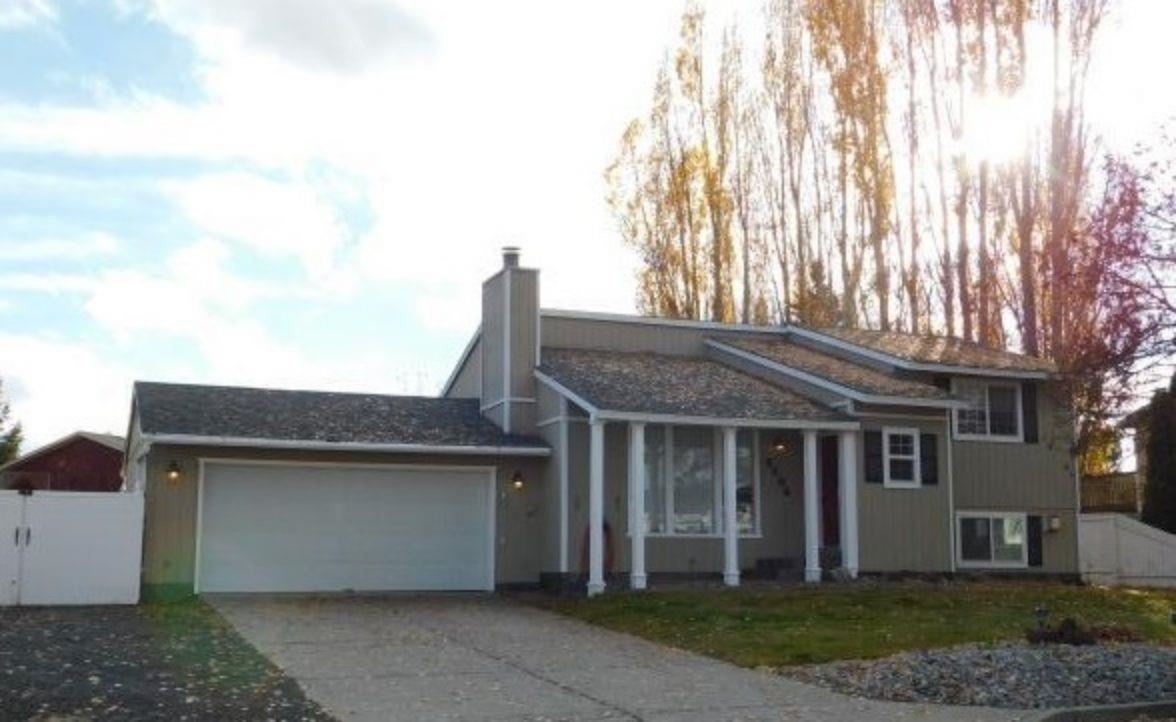 Property Photo:  3404 E Moody Rd  WA 99021 