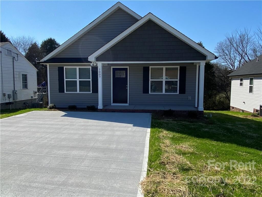 Property Photo:  1007 3rd Street  NC 28159 