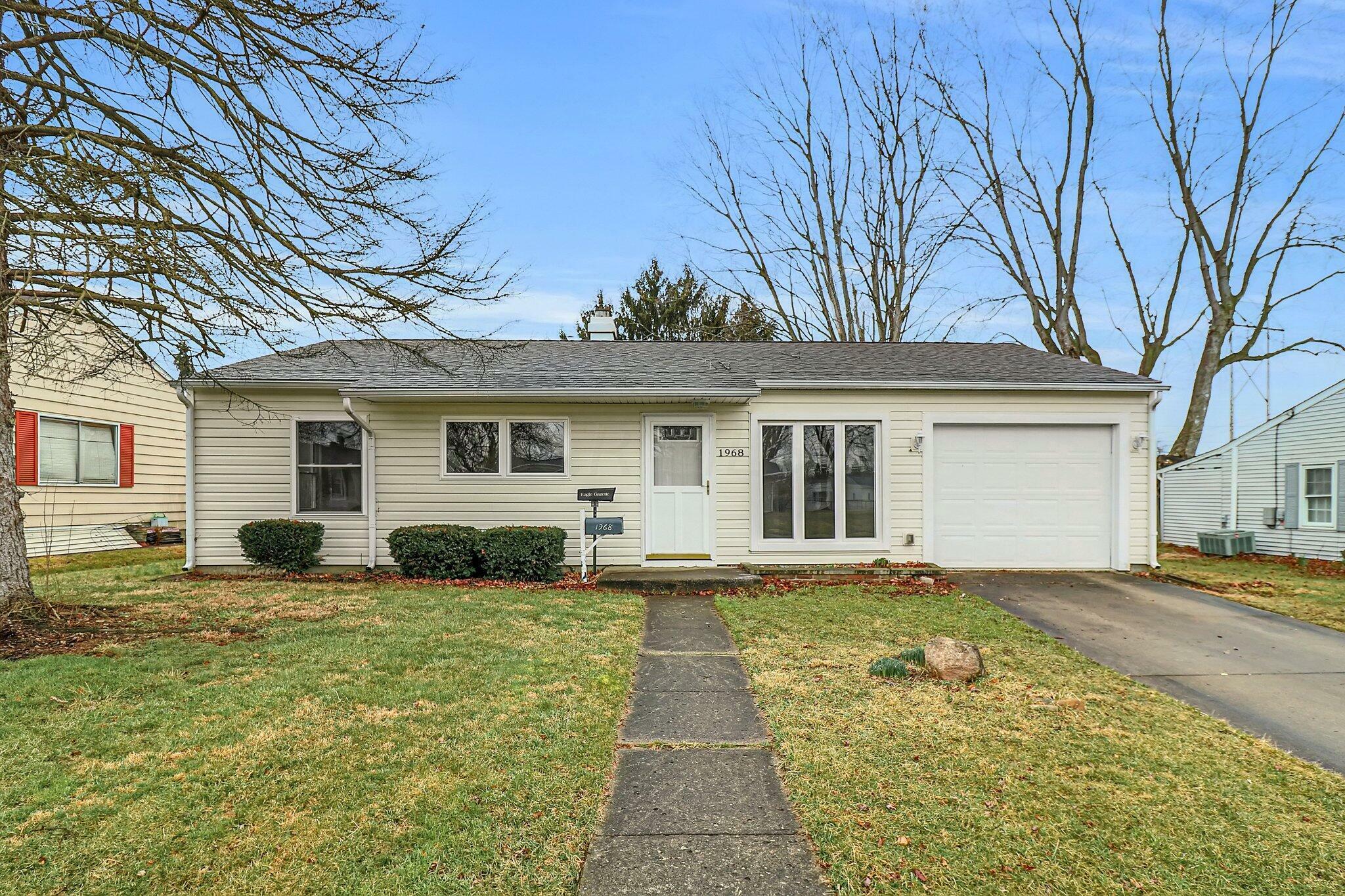 Property Photo: 1968 Smith Avenue OH 43130