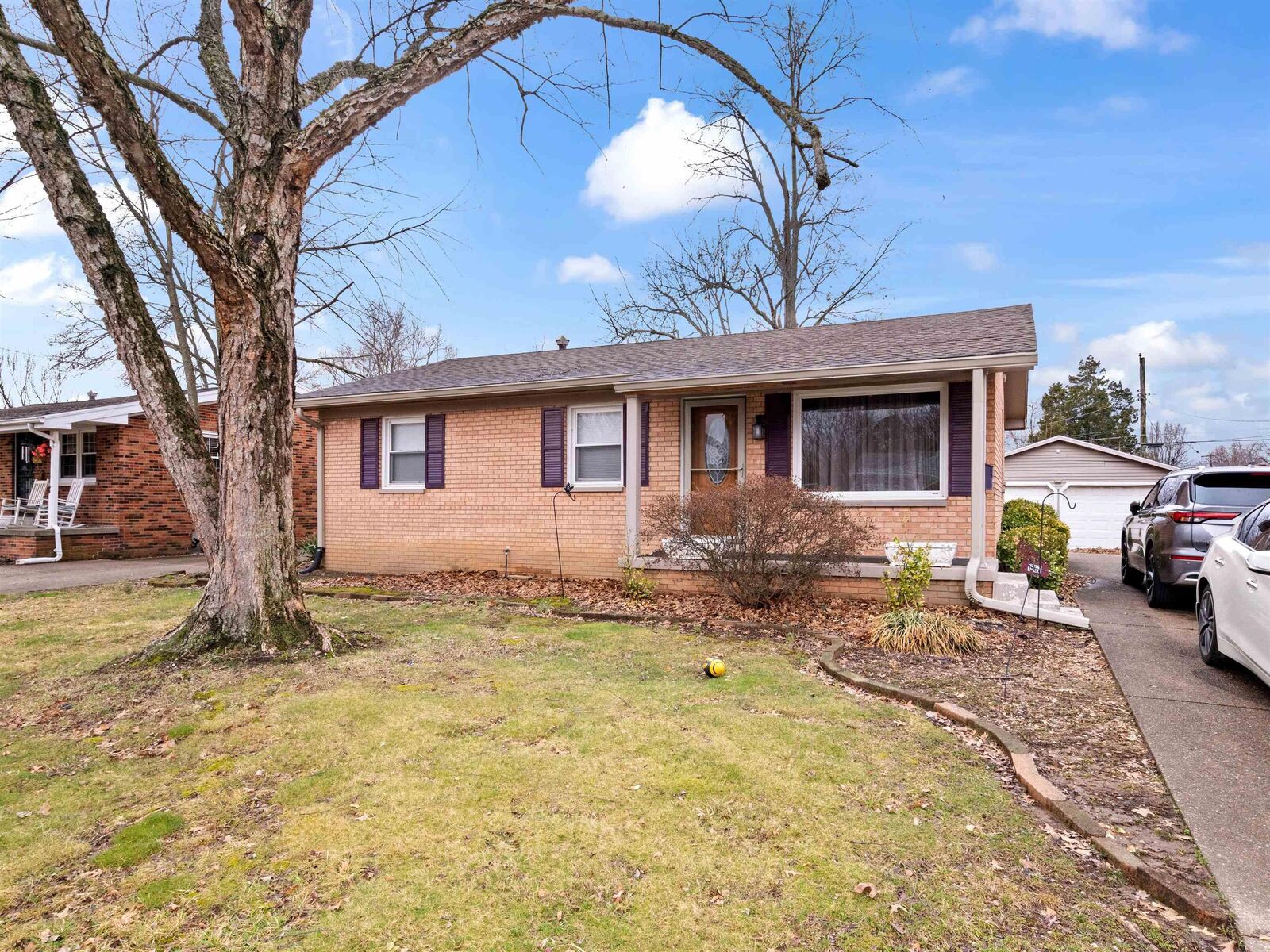 Property Photo:  1907 Dalehaven Drive  IN 47714 