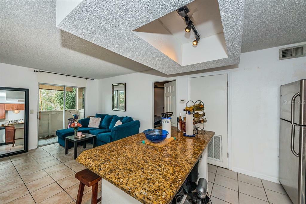 Property Photo:  10200 Gandy Boulevard N 1022  FL 33702 