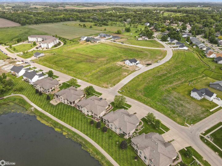 Property Photo:  801 Woodside Drive  IA 50158 