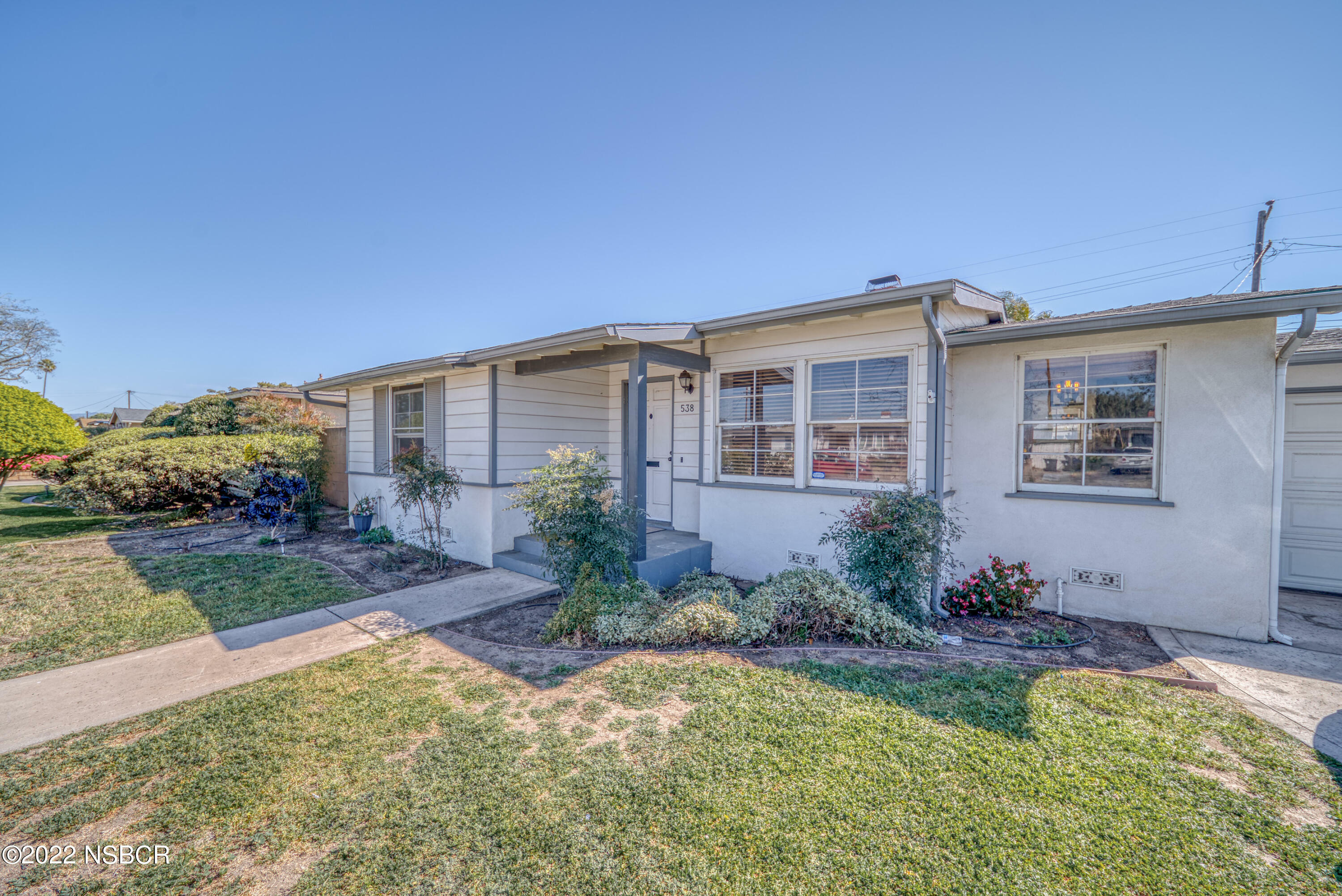 538 E Mariposa Way  Santa Maria CA 93454 photo