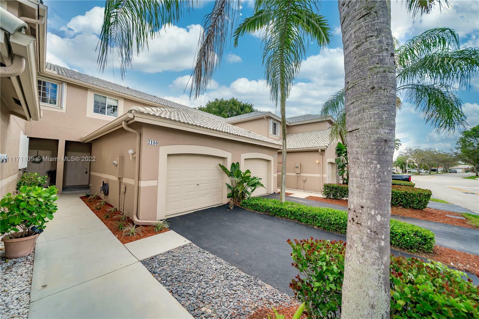 Property Photo:  2188 Salerno Cir 2188  FL 33327 