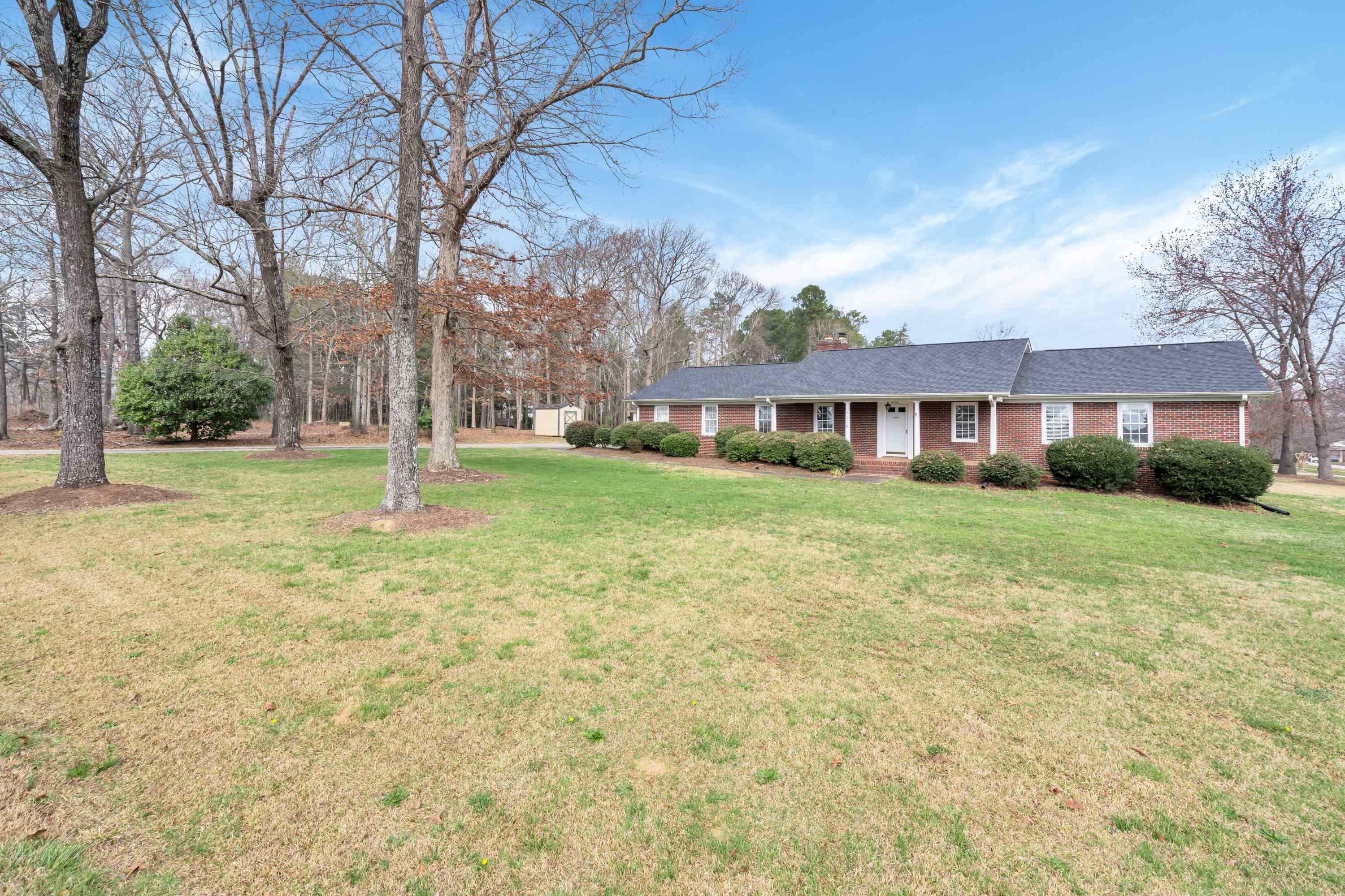 Property Photo:  1116 Berry Shoals Road  SC 29651 