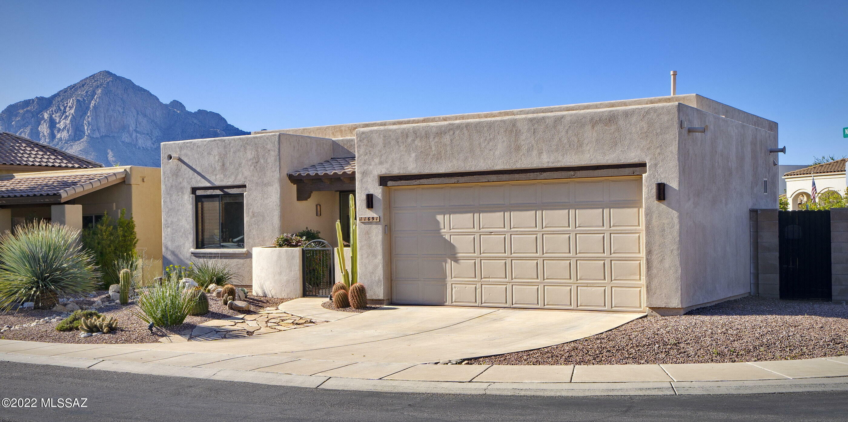 Property Photo:  11691 N Cassiopeia Drive  AZ 85737 