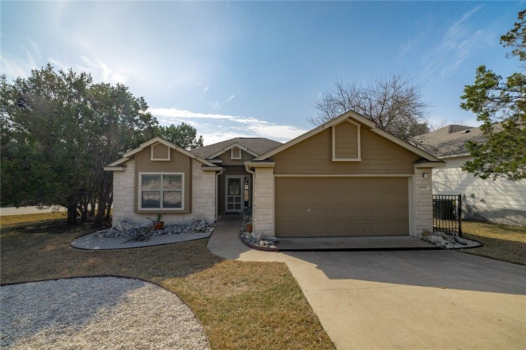 Property Photo:  18501 Staghorn Drive  TX 78645 
