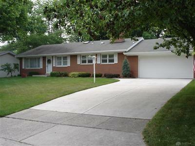 Property Photo:  1608 Berwick Lane  OH 45042 