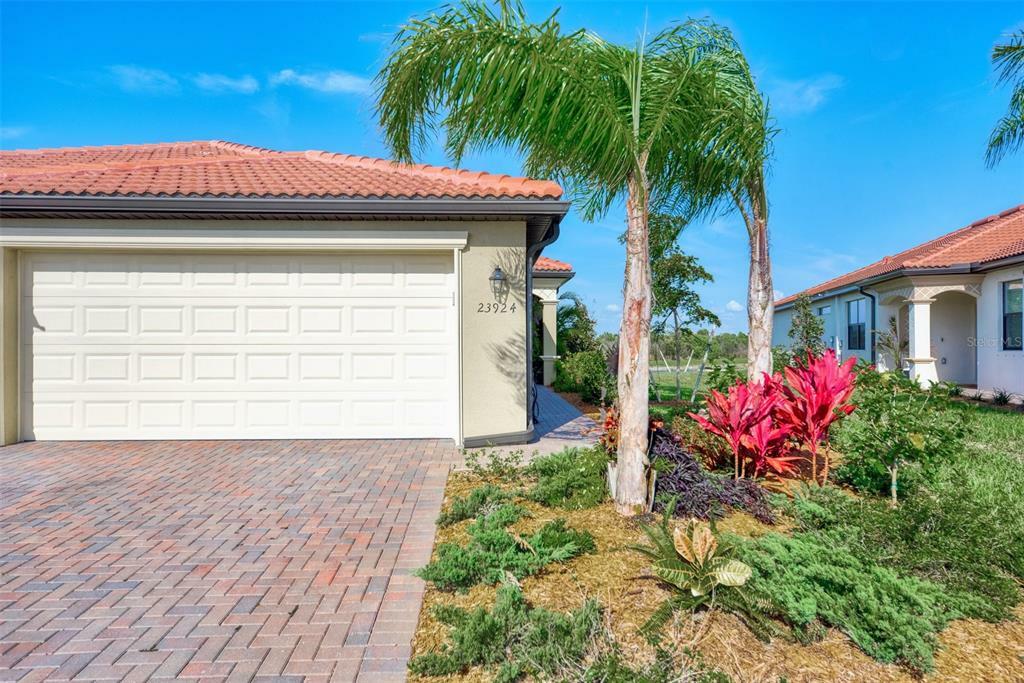 Property Photo: 23924 Skyflower Court FL 34293